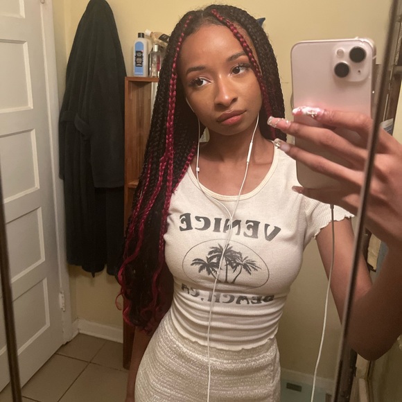 Meet your Posher, Zaria - Picture 4 of 15